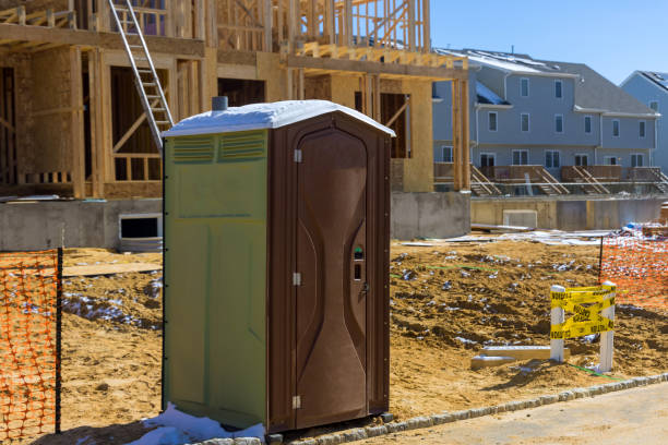 Portable Toilet Options We Offer in Indian Lake, MO